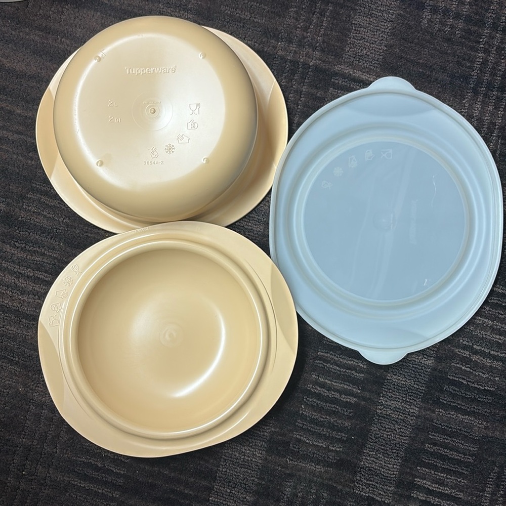 3 piece Brand new vintage Tupperware Ovenworks 2 qt casserole dish